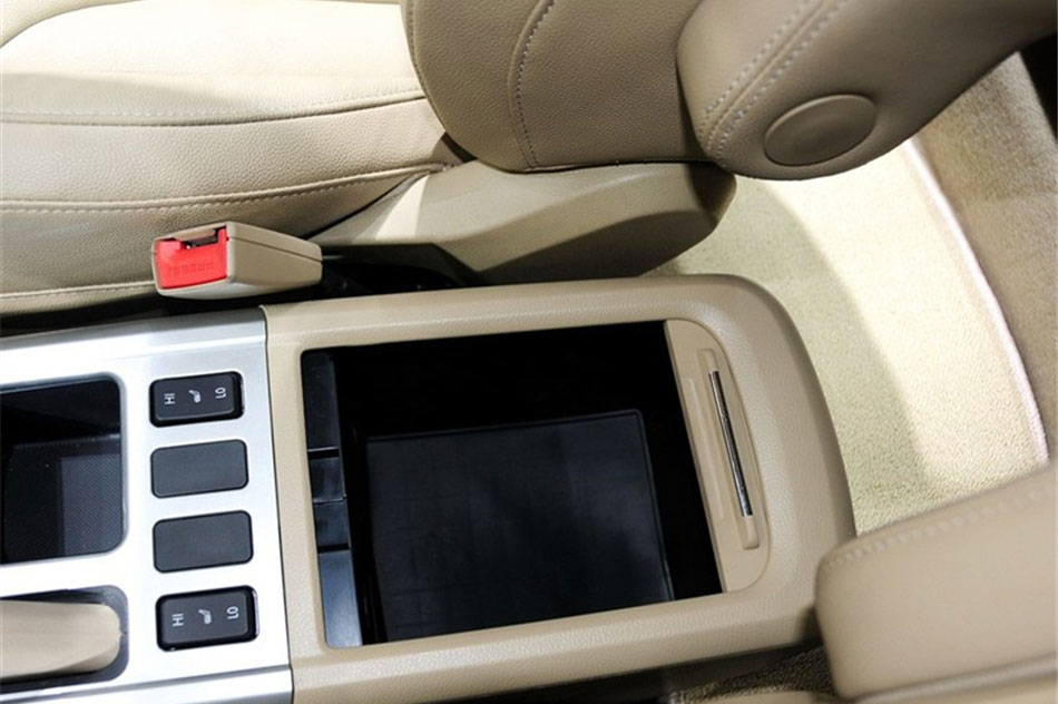 2013款哈弗H6运动版1.5T手动两驱尊贵型