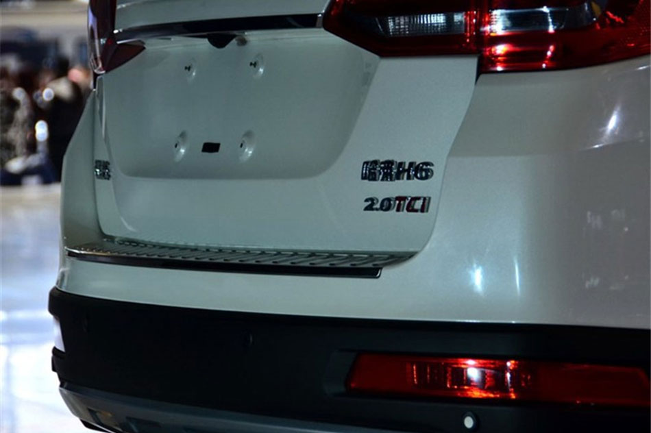 2013款哈弗H6运动版1.5T手动两驱尊贵型