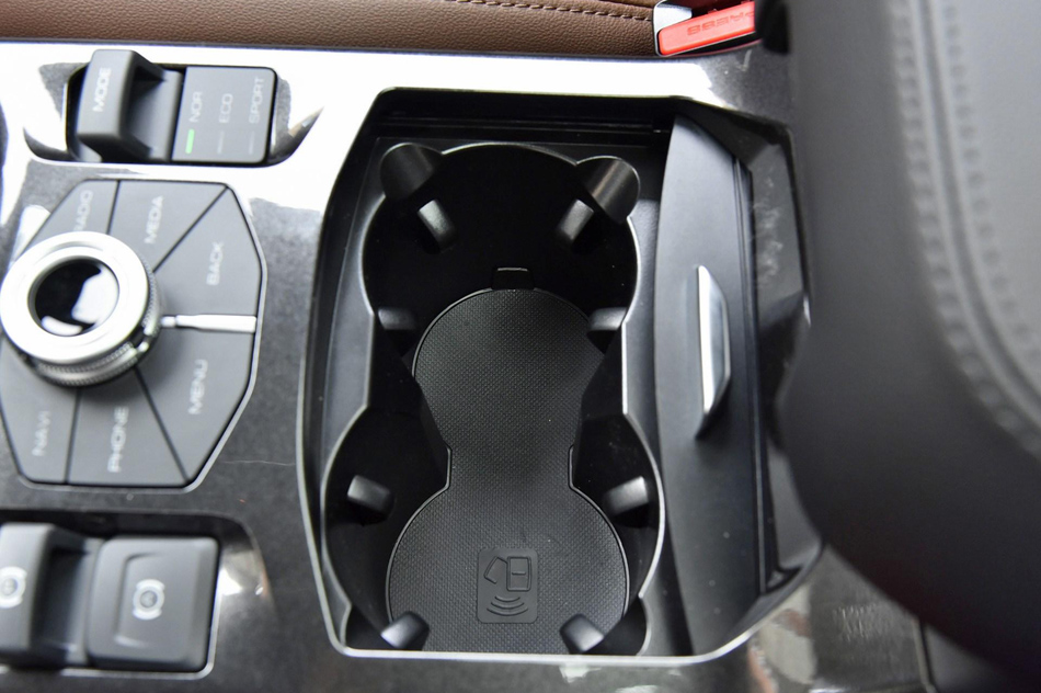 2018款 换代 红标 1.5T 自动超豪型 内饰