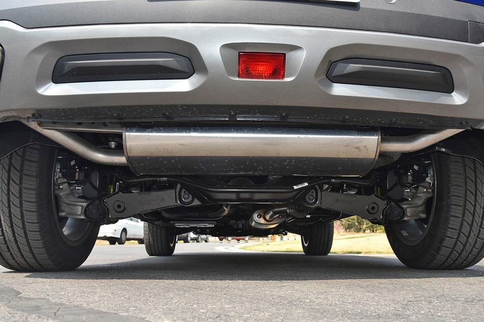 2018款 换代 红标 1.5T 自动超豪型 引擎底盘