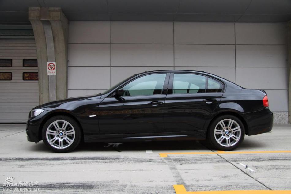 BMW 325i M运动型外观实拍图