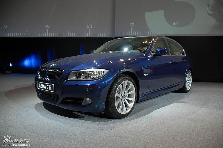 全新宝马3系上市实拍图