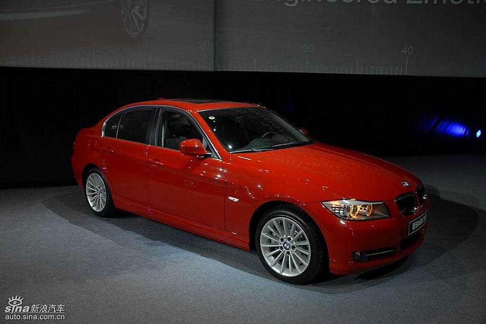 全新宝马3系上市实拍图