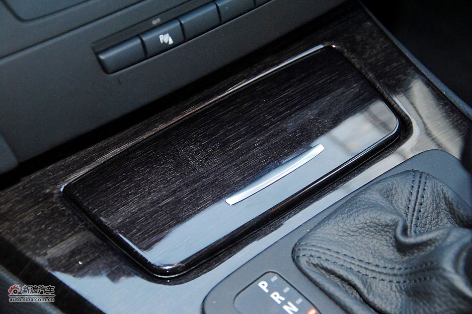 2011款宝马3系高清实拍