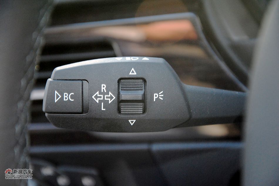 2011款宝马3系高清实拍