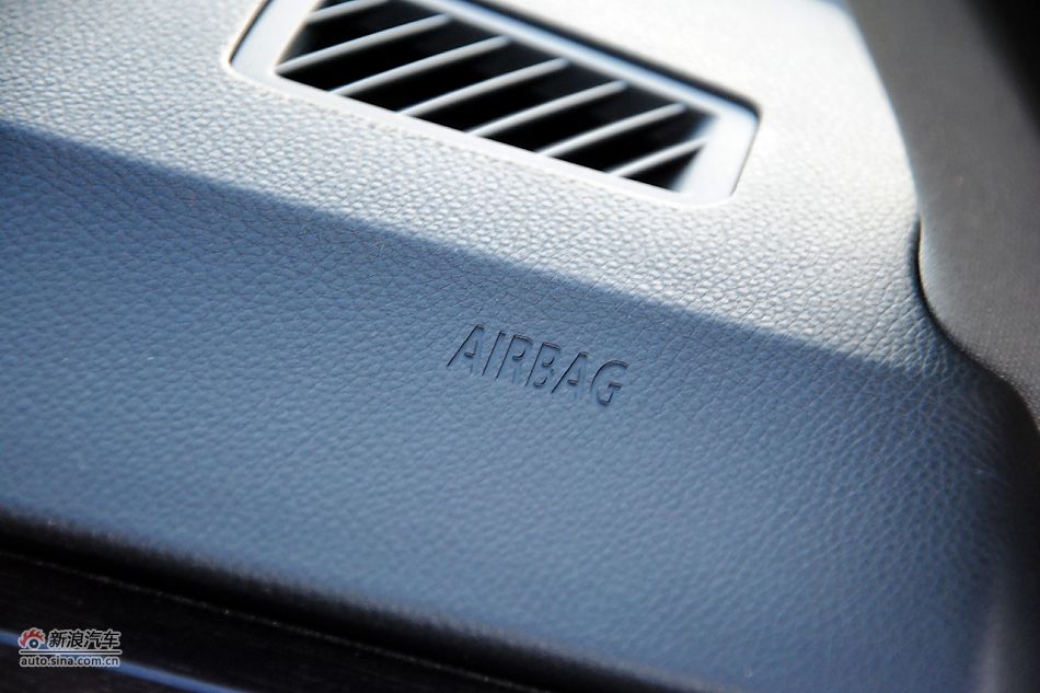 2011款宝马3系高清实拍