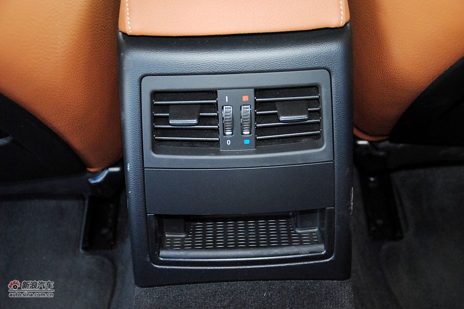 2011款宝马3系高清实拍