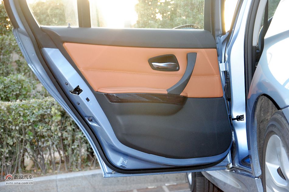 2011款宝马3系高清实拍