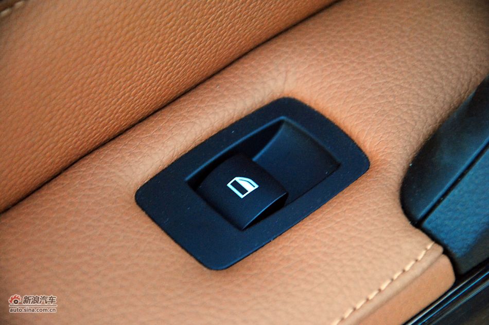 2011款宝马3系高清实拍