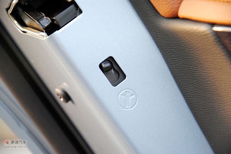 2011款宝马3系高清实拍