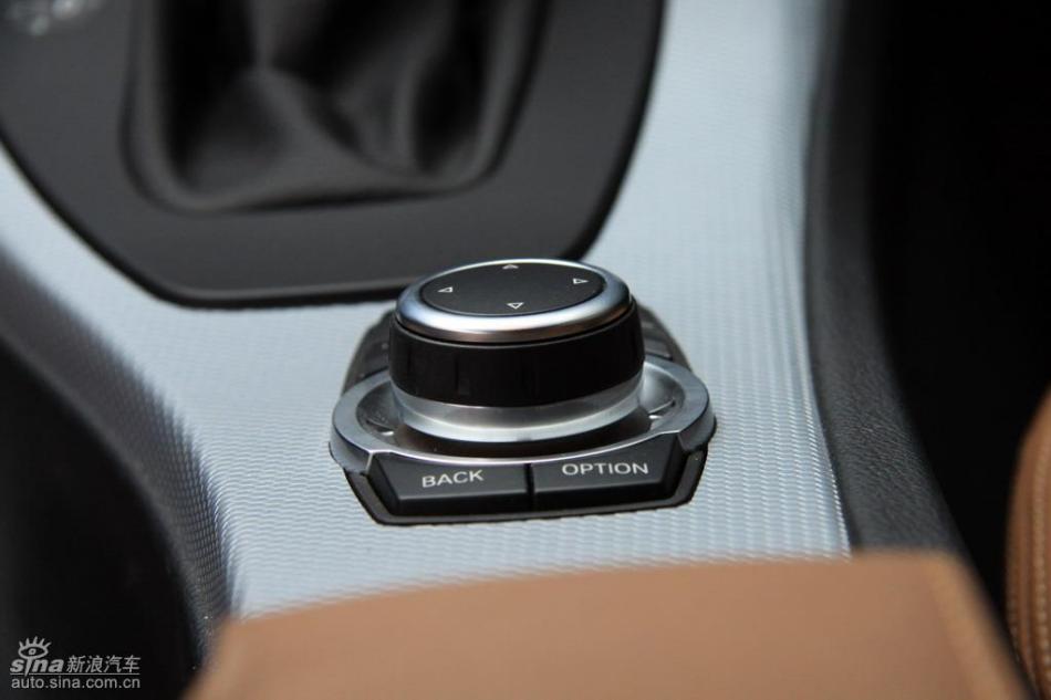 BMW 325i M运动型内饰实拍图