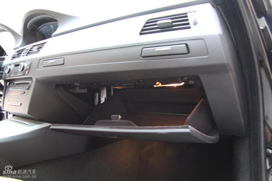 BMW 325i M运动型内饰实拍图
