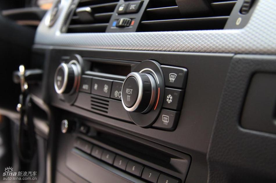 BMW 325i M运动型内饰实拍图