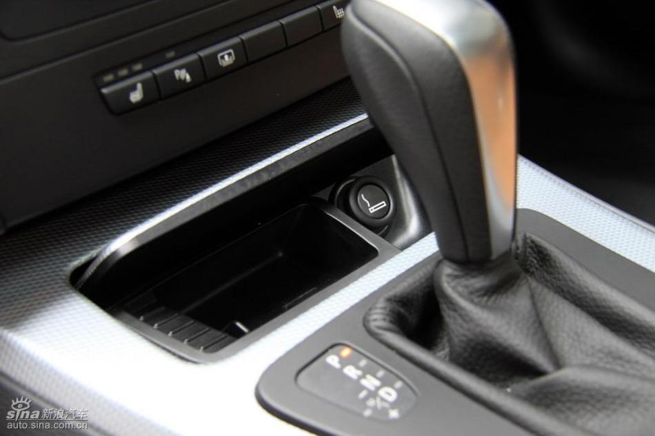 BMW 325i M运动型内饰实拍图
