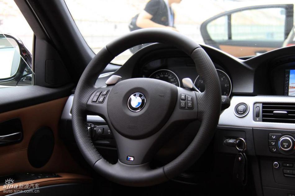 BMW 325i M运动型内饰实拍图