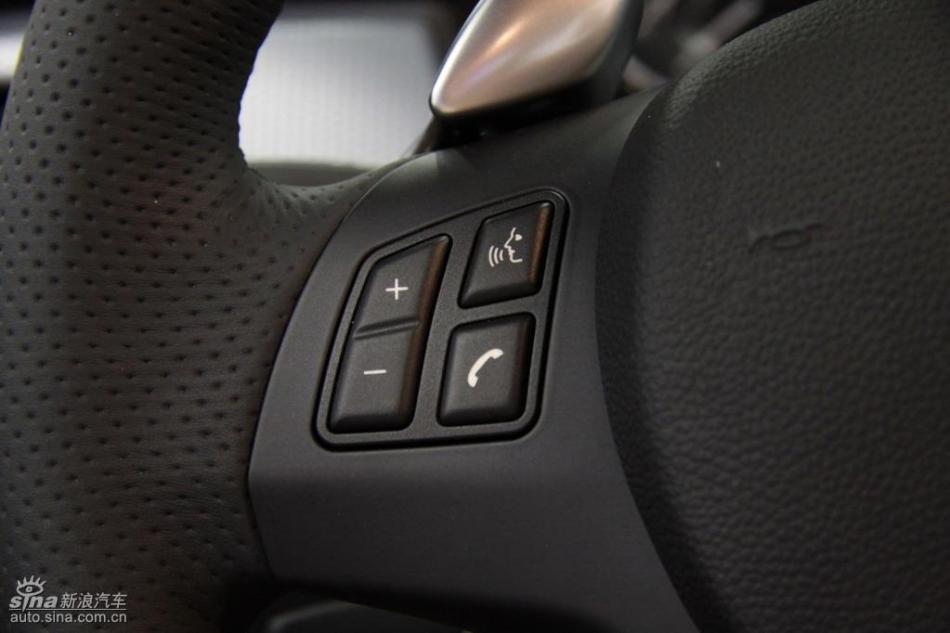 BMW 325i M运动型内饰实拍图