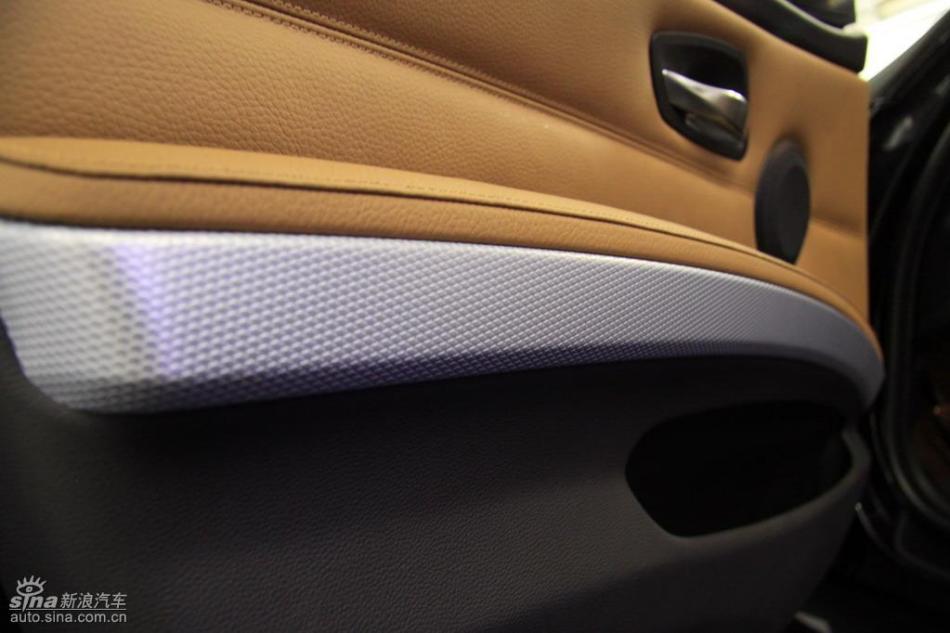 BMW 325i M运动型内饰实拍图