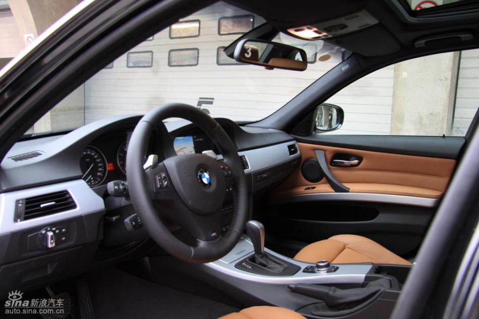 BMW 325i M运动型内饰实拍图
