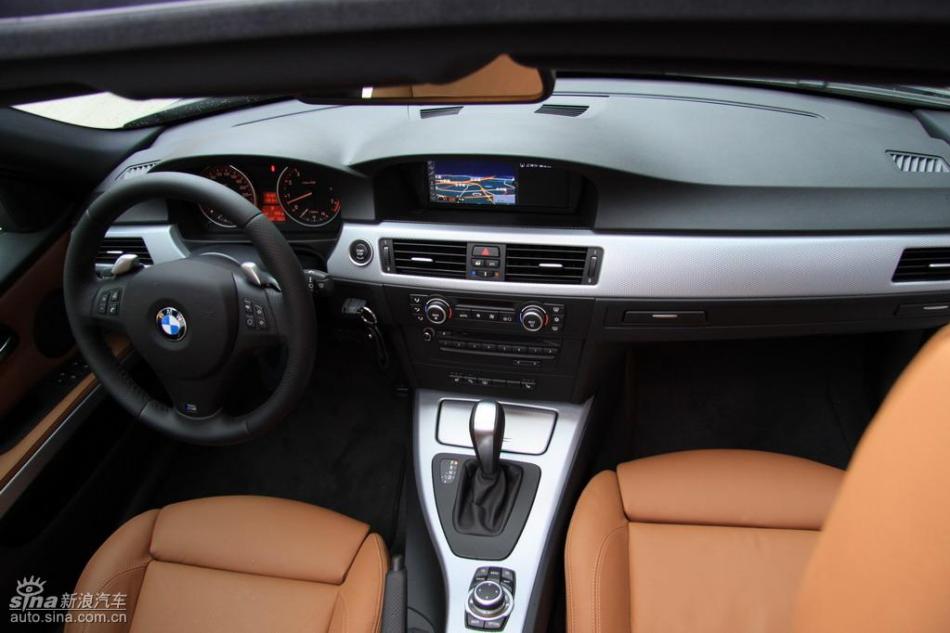 BMW 325i M运动型内饰实拍图