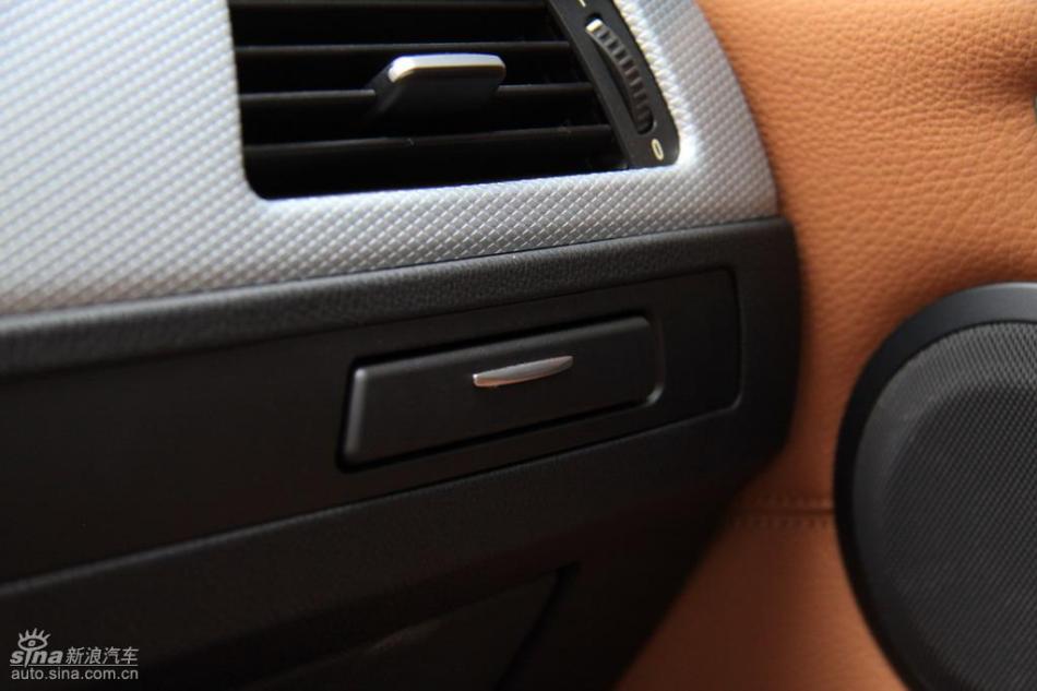 BMW 325i M运动型内饰实拍图