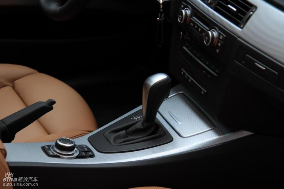 BMW 325i M运动型内饰实拍图