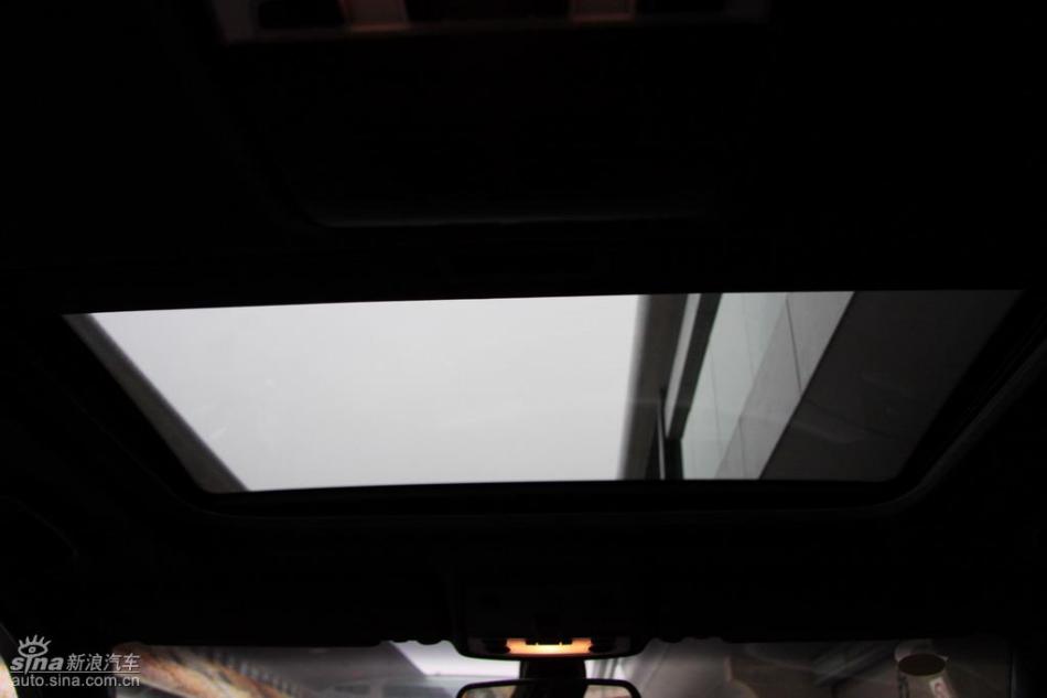 BMW 325i M运动型内饰实拍图