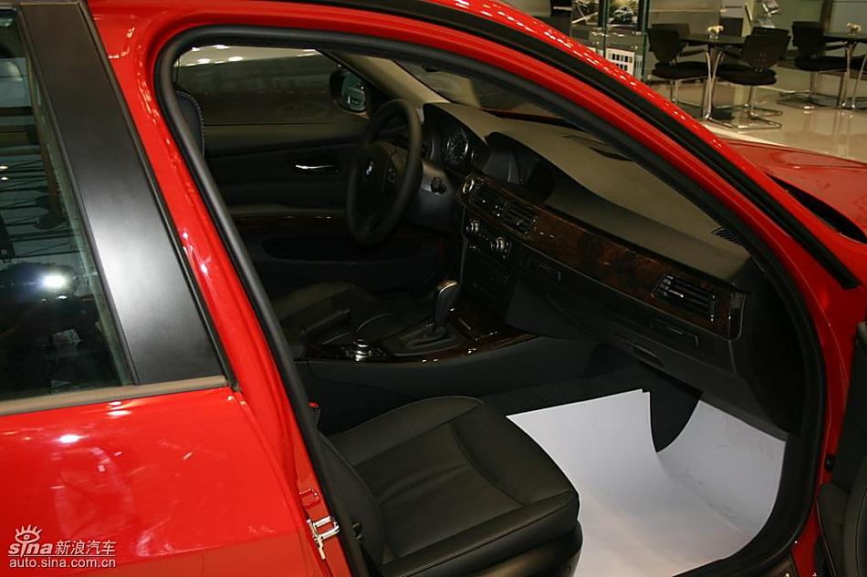 宝马新3系轿车到店实拍