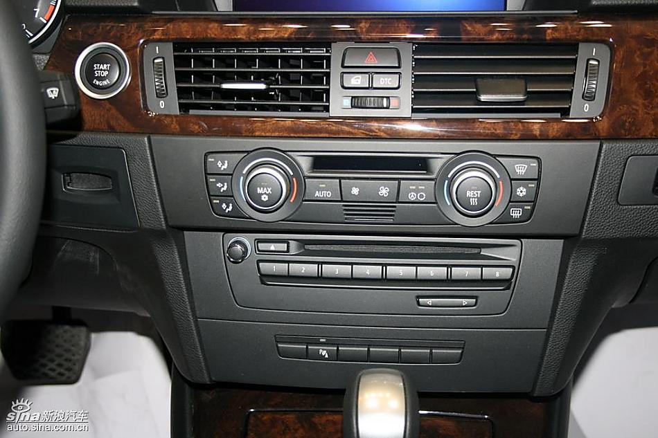 宝马新3系轿车到店实拍