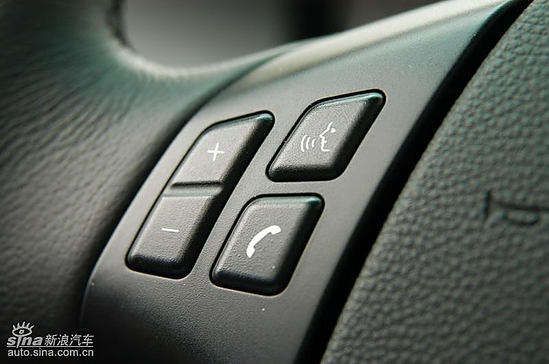 宝马320i手动挡内饰