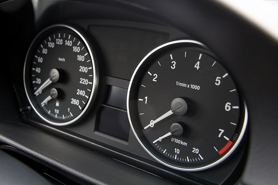 325i豪华运动型内饰图片