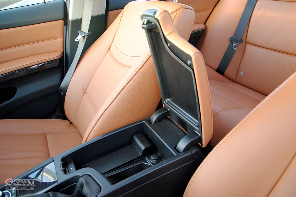 2011款宝马3系高清实拍