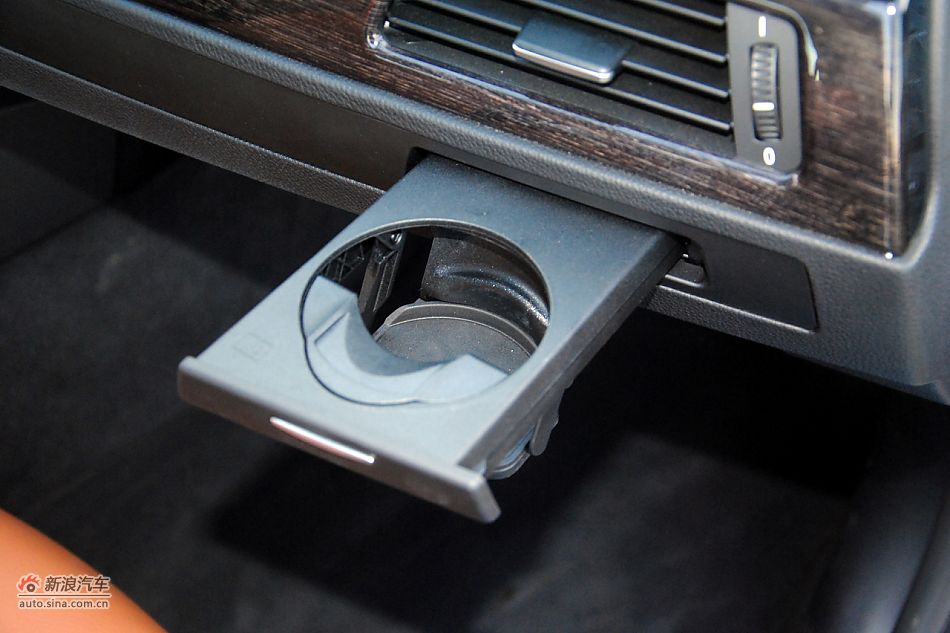 2011款宝马3系高清实拍