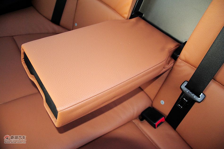 2011款宝马3系高清实拍