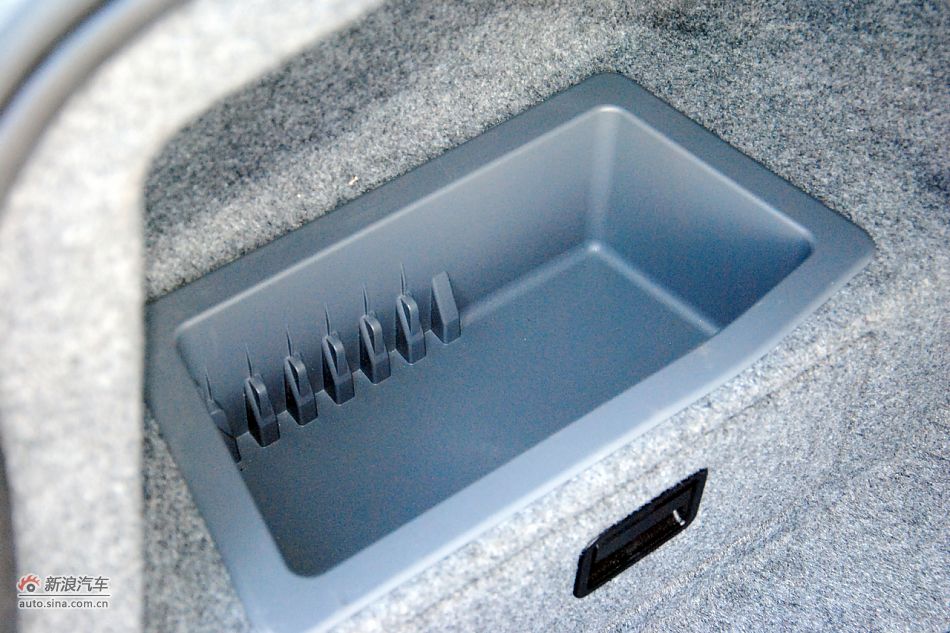 2011款宝马3系高清实拍