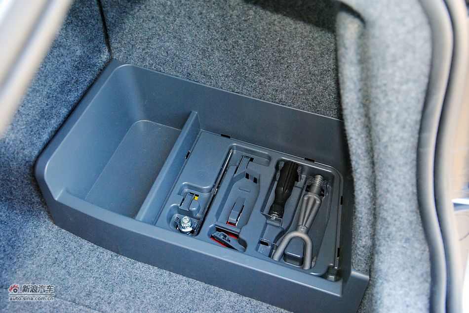 2011款宝马3系高清实拍