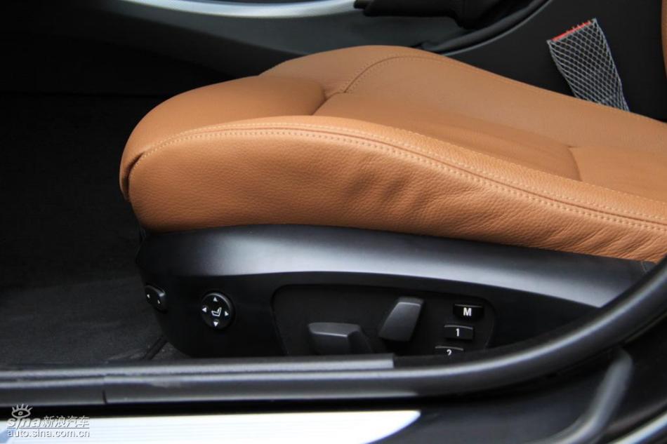 BMW 325i M运动型内饰实拍图