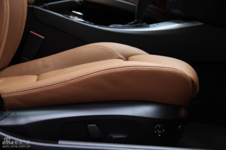 BMW 325i M运动型内饰实拍图
