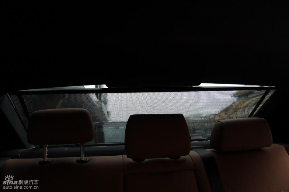 BMW 325i M运动型内饰实拍图