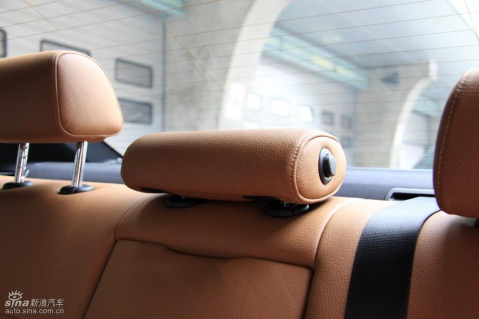 BMW 325i M运动型内饰实拍图