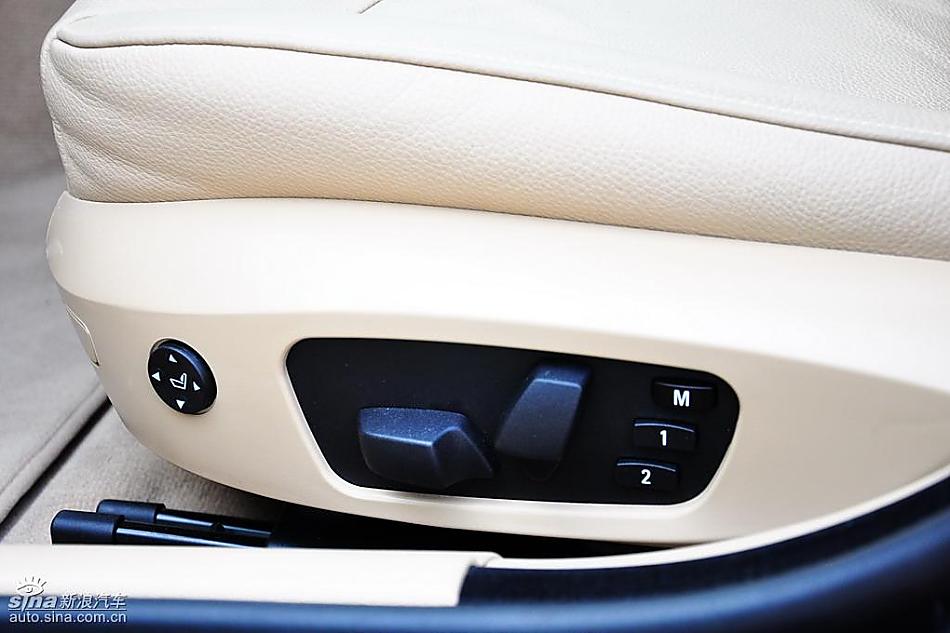 全新宝马3系试车实拍图 内饰