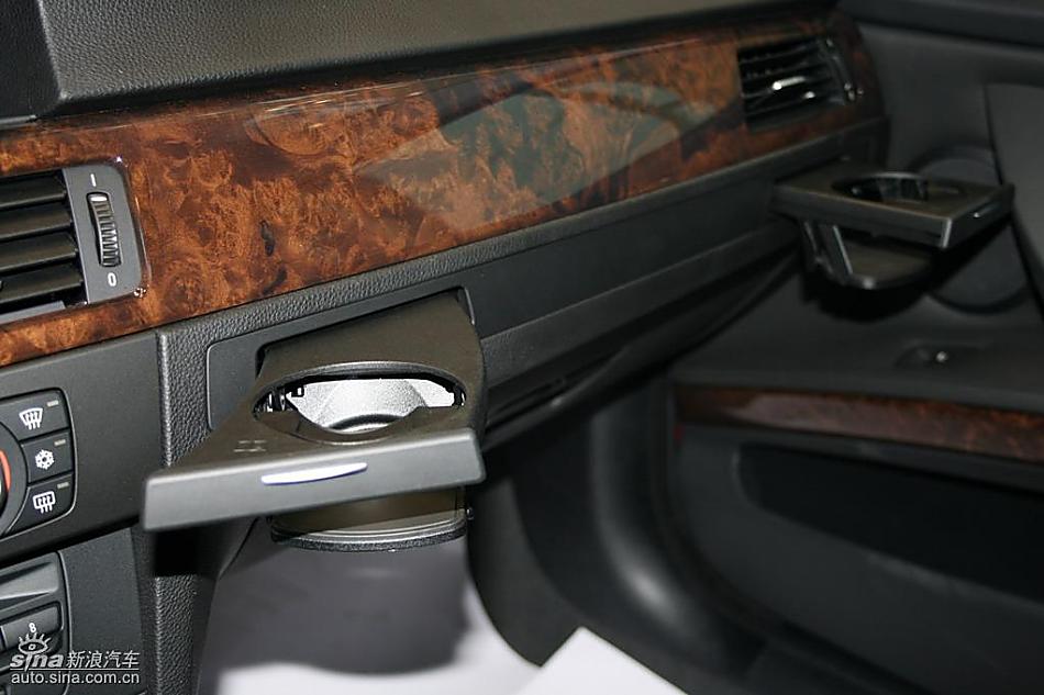 宝马新3系轿车到店实拍