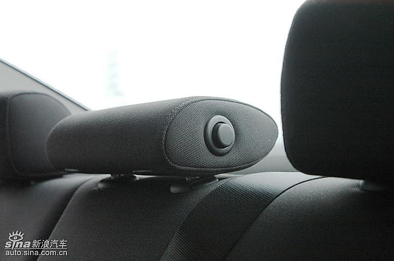 宝马320i手动挡内饰