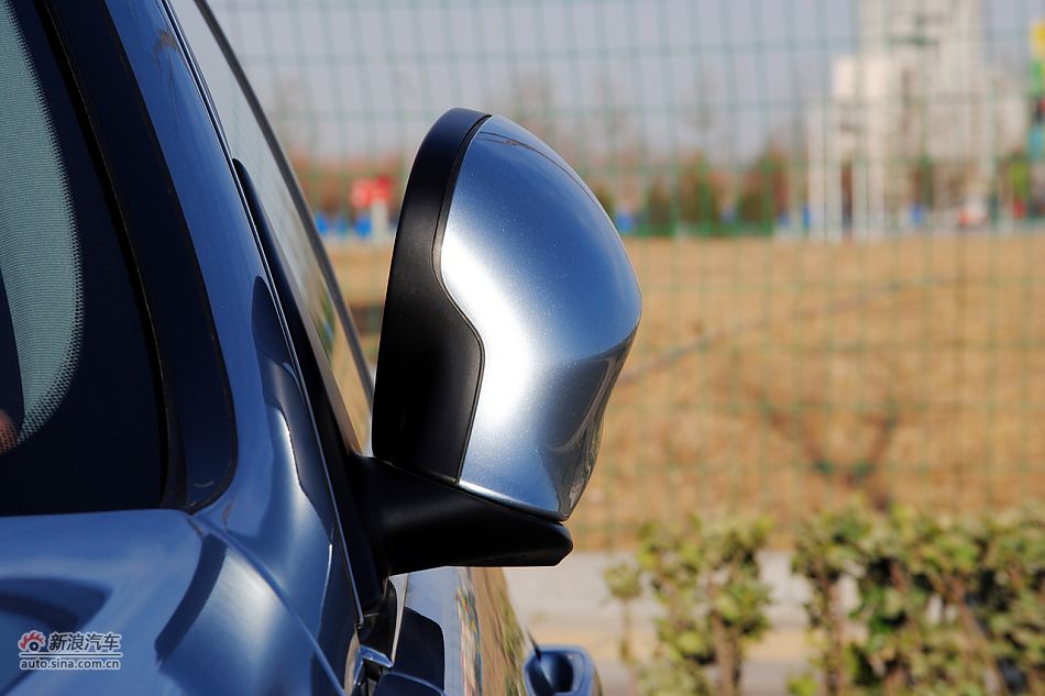 2011款宝马3系高清实拍