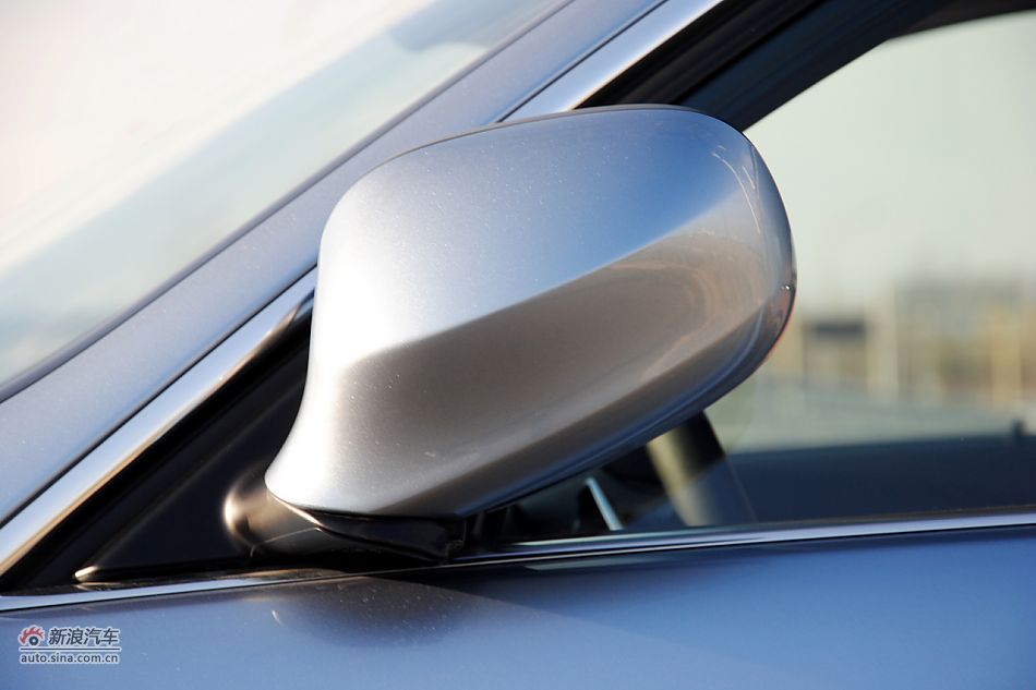 2011款宝马3系高清实拍