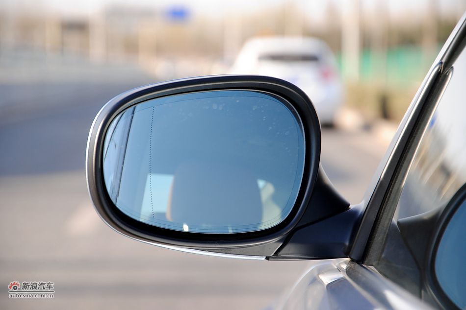 2011款宝马3系高清实拍