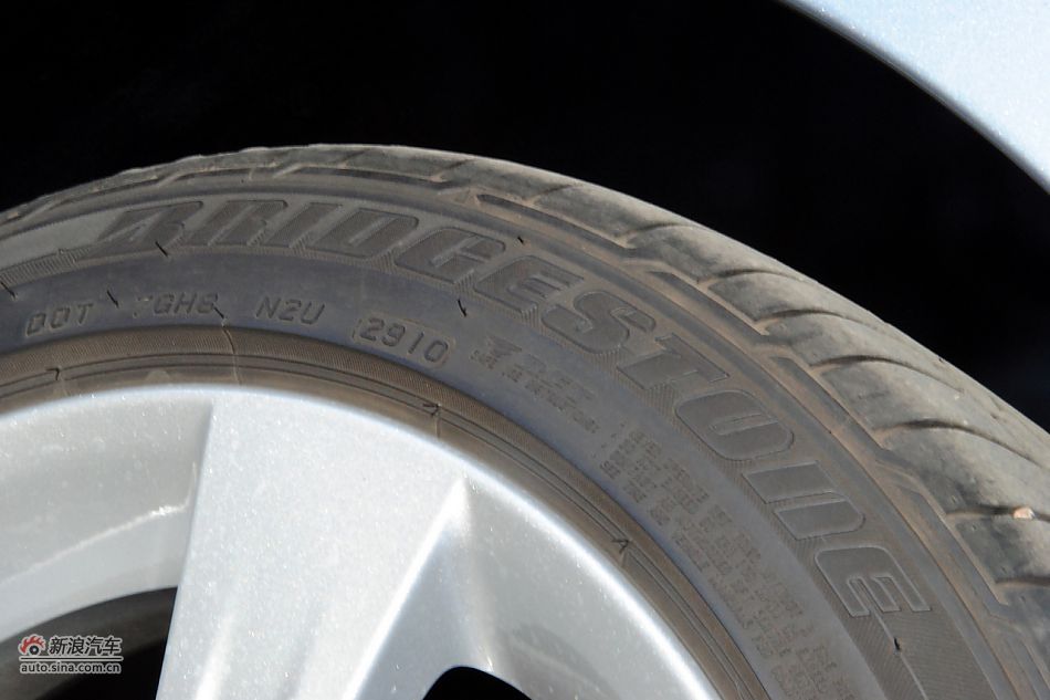 2011款宝马3系高清实拍