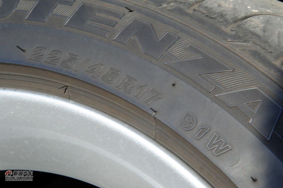 2011款宝马3系高清实拍