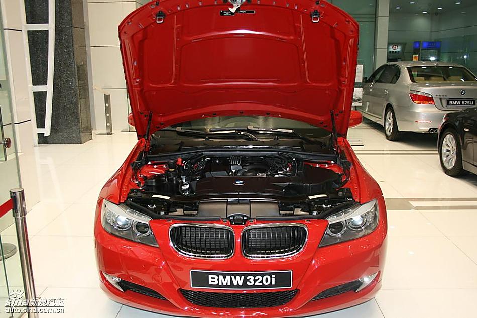 宝马新3系轿车到店实拍