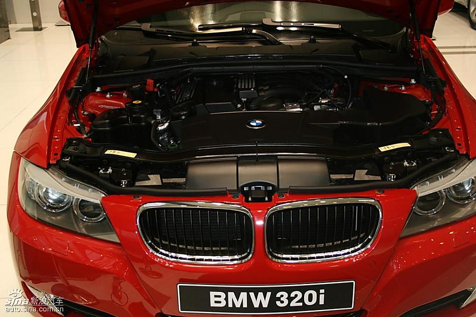 宝马新3系轿车到店实拍