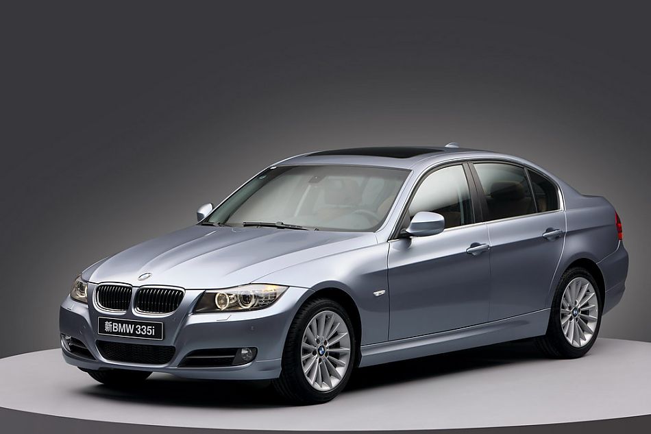 全新宝马335i外观